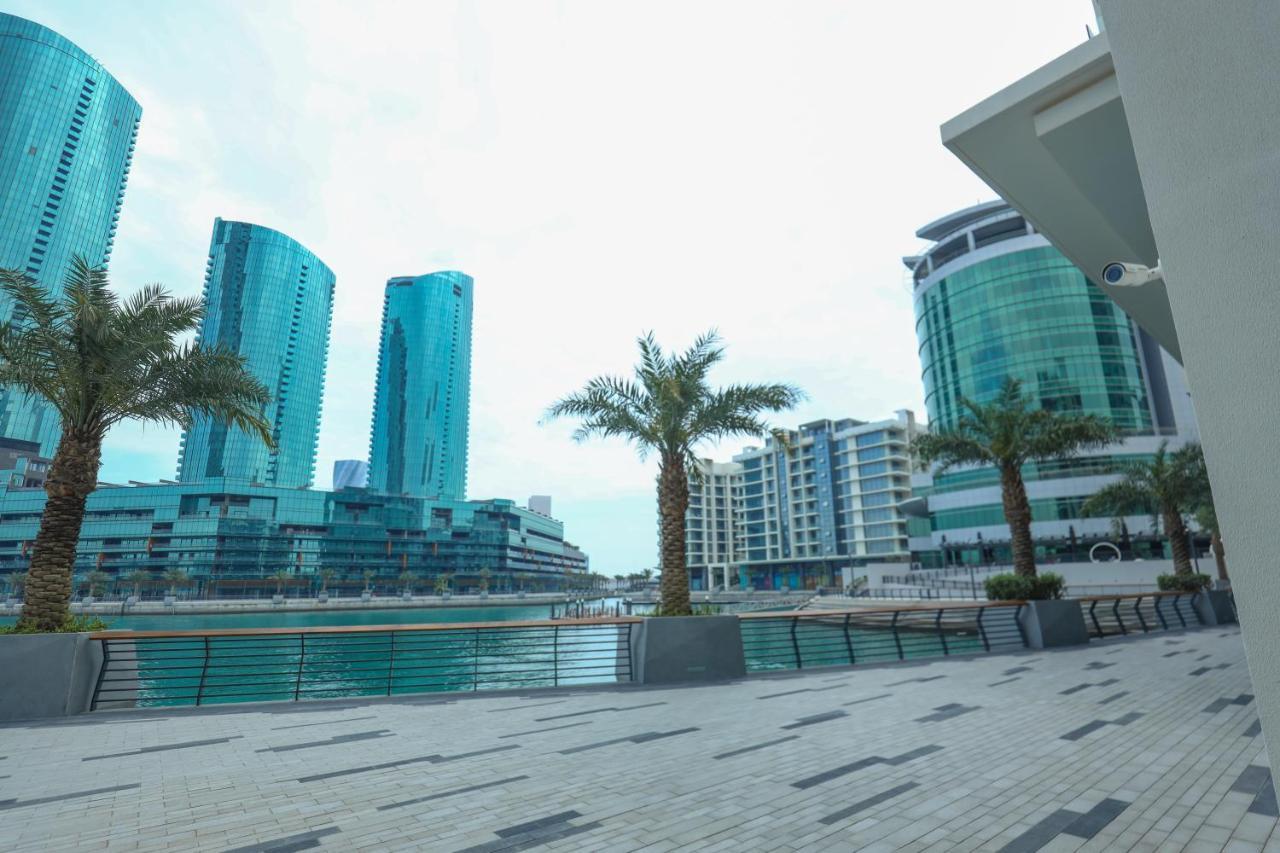 Hotel Charthouse Bahrain Manama Exterior foto The Marina